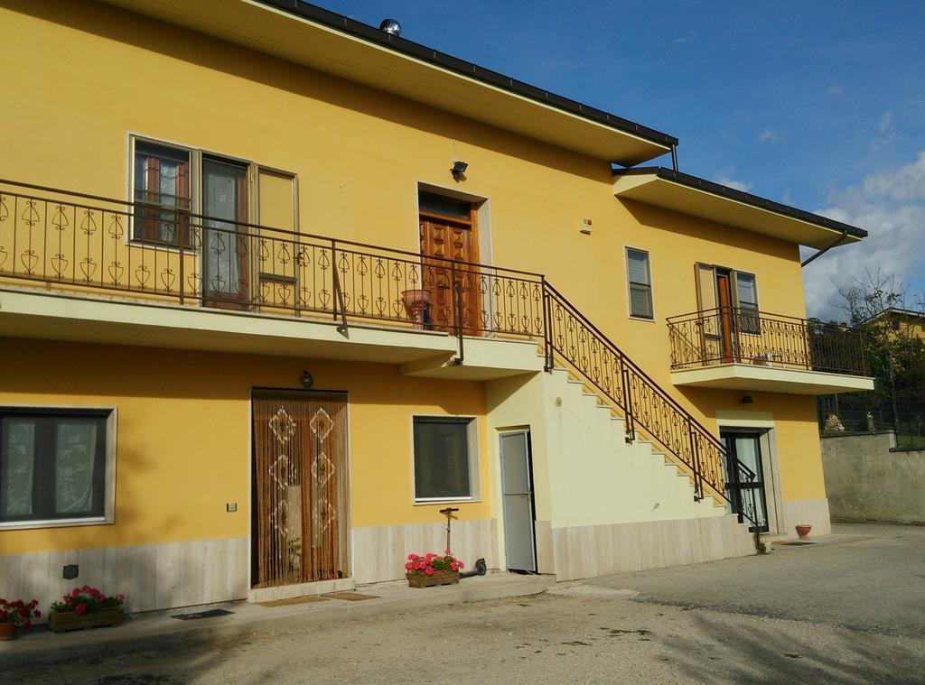 B&B LʼAquila Esterno foto